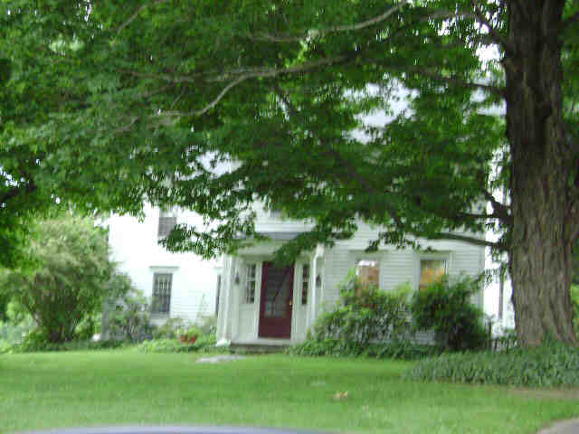 Building photograph for 147 CARMEL HILL RD N